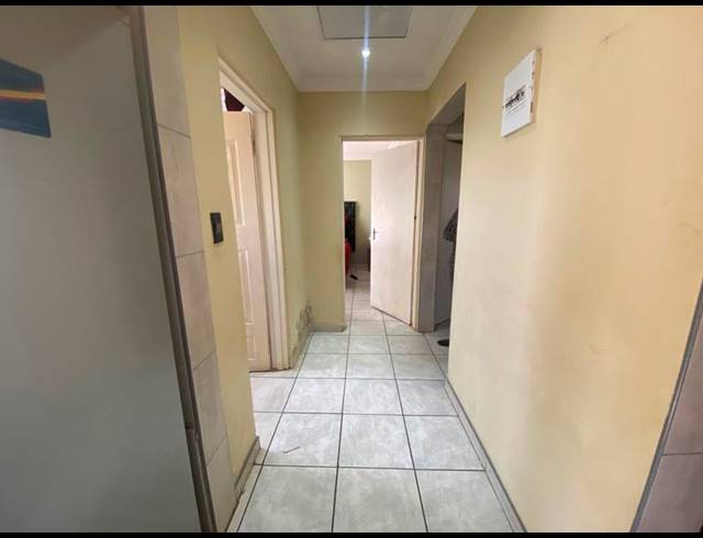 2 BEDROOM HOUSE FOR SALE IN PALM RIDGE EXT 2